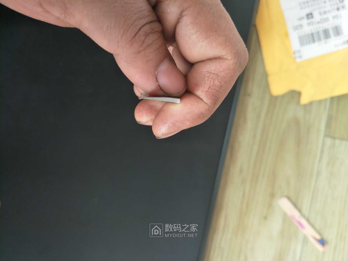 细磨用的油石，手工磨制，非常锋利。