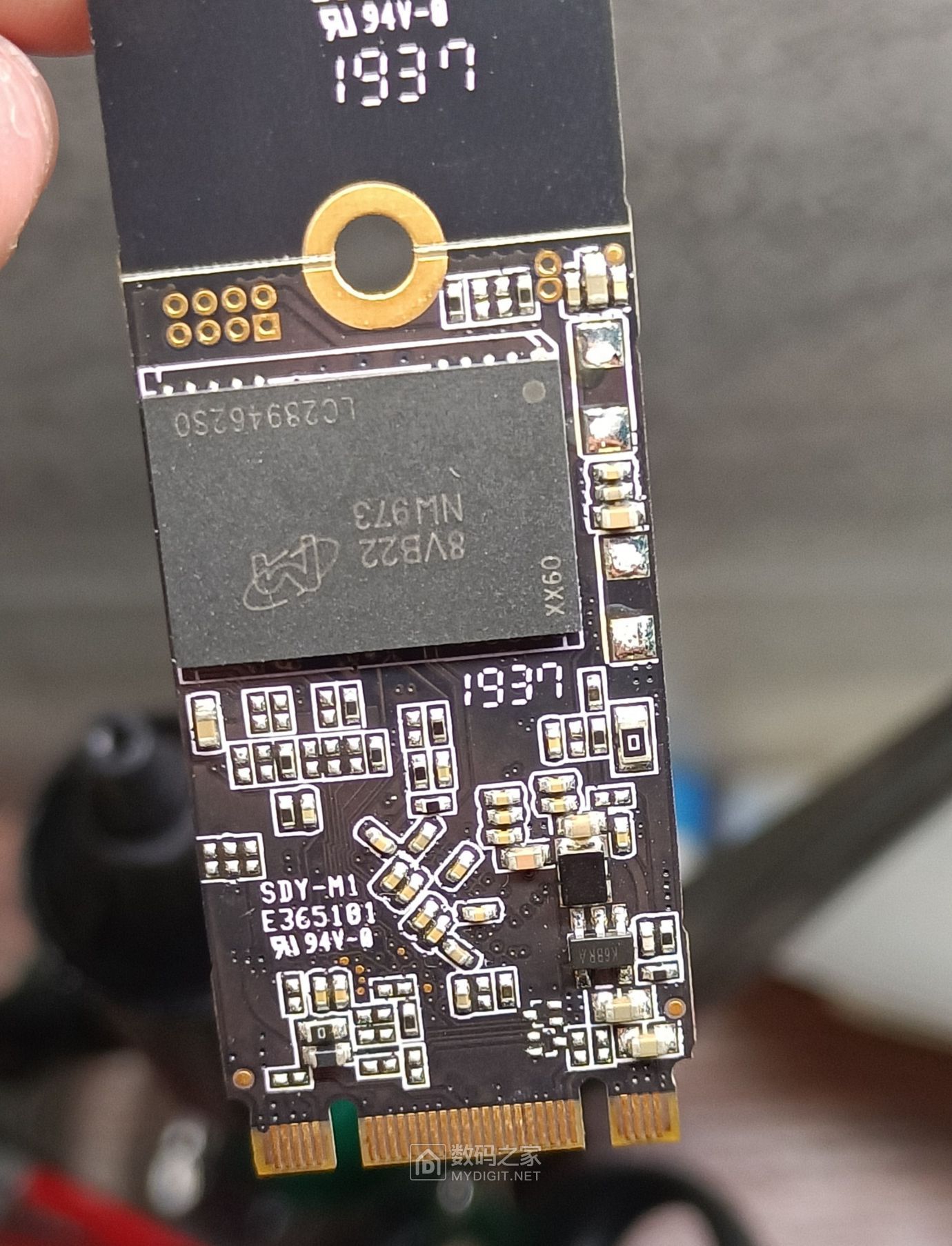 简单开个台速120 NGFF SM2259XT+NW973 - SSD存储技术 数码之家