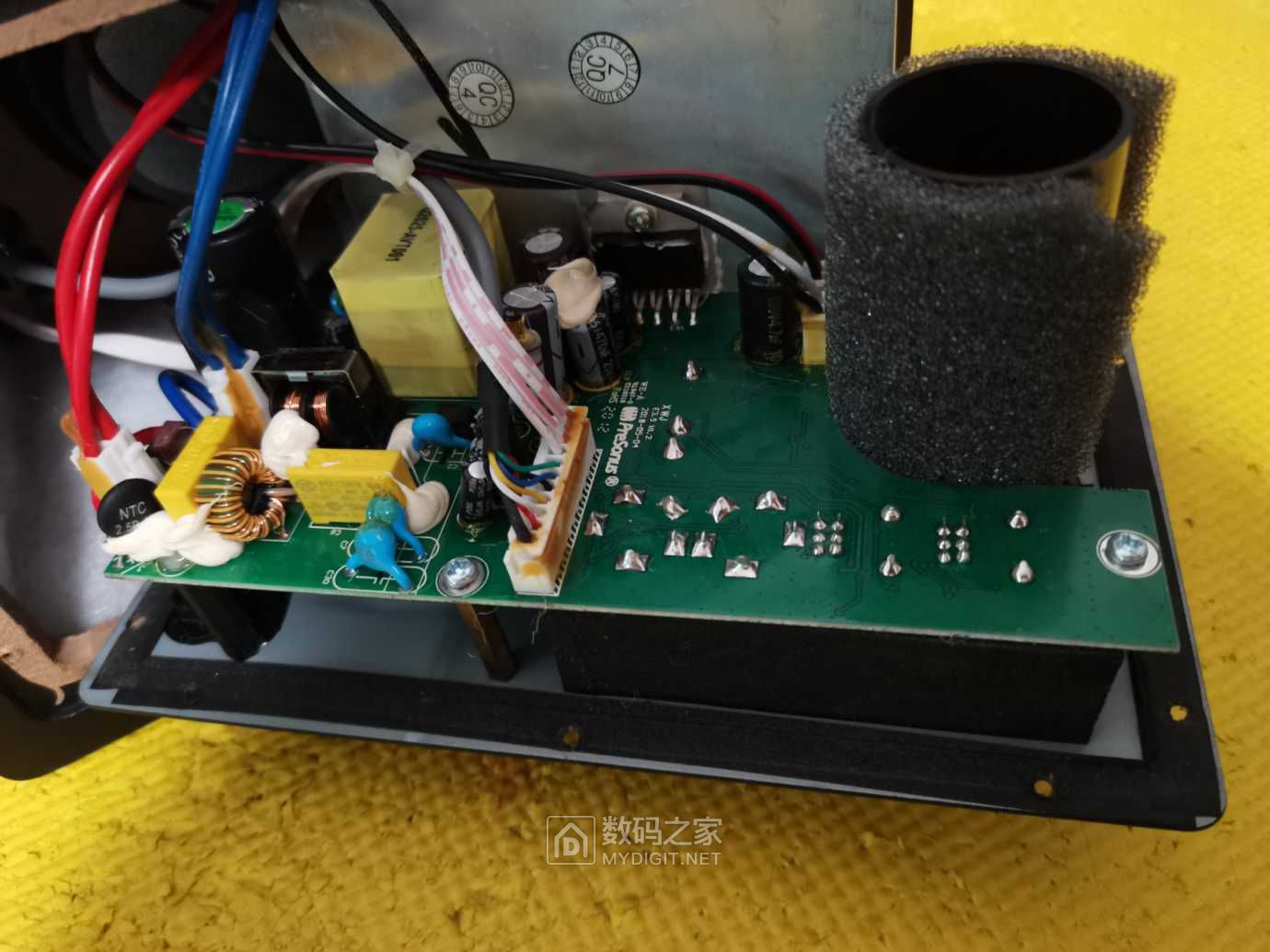 Presonus 普瑞声纳 Eris E3.5 拆拆拆机 - 拆机乐园 数码之家