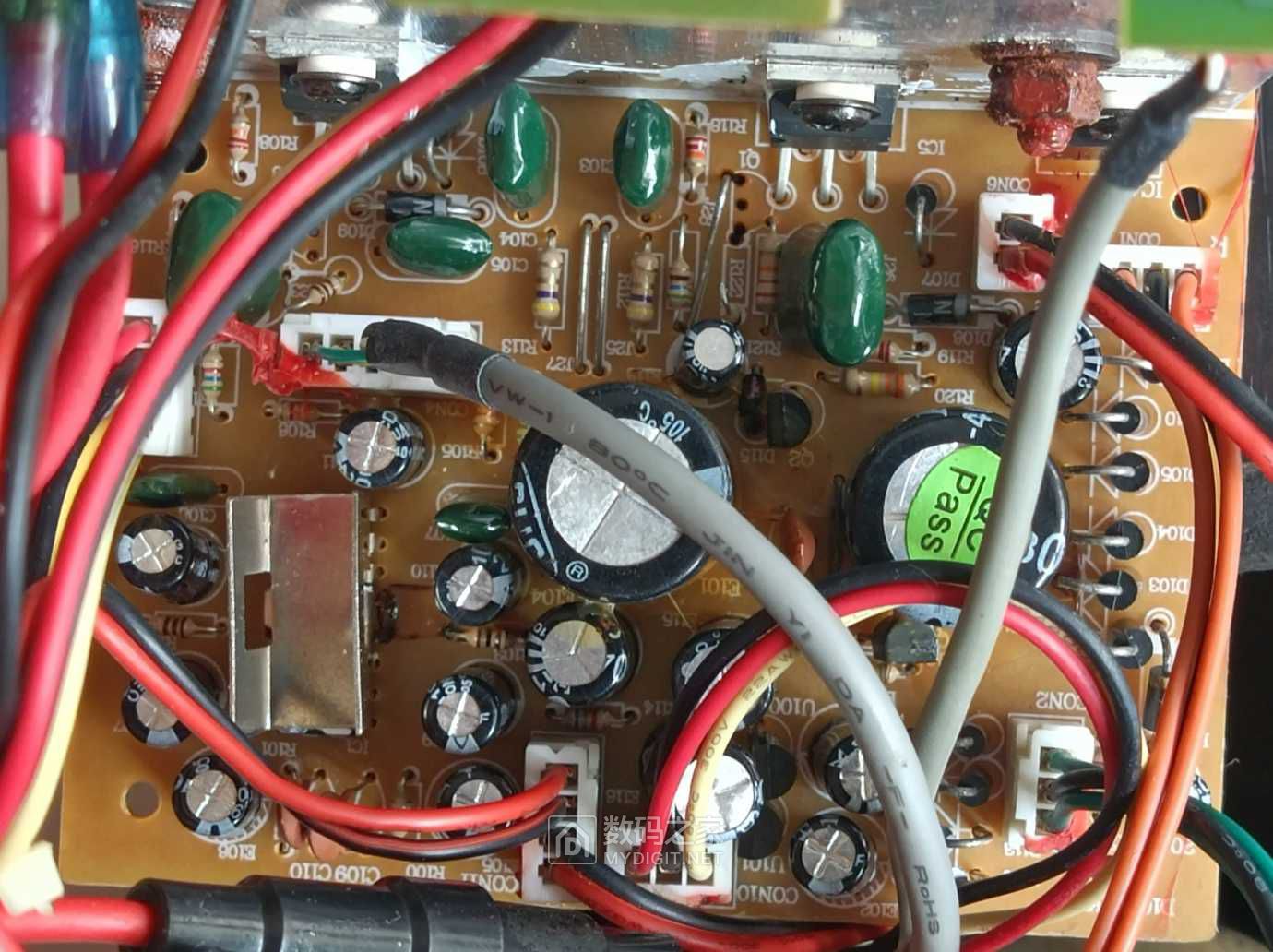 惠威d1010mkii,开机有爆破音. - 维修达人 数码之家