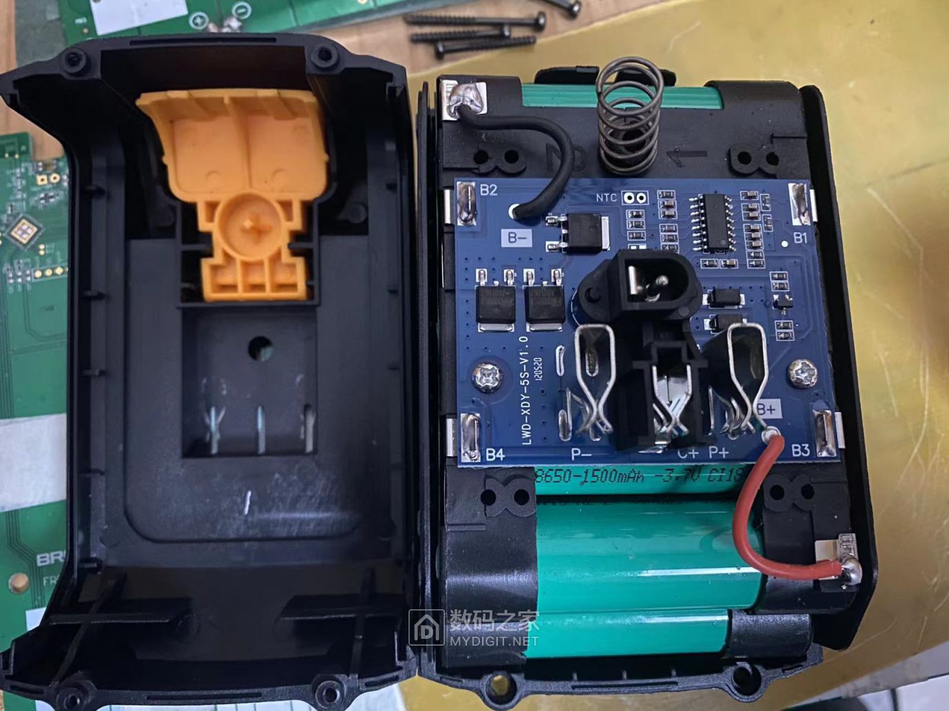 到货拆解大艺电动扳手 - 拆机乐园 数码之家