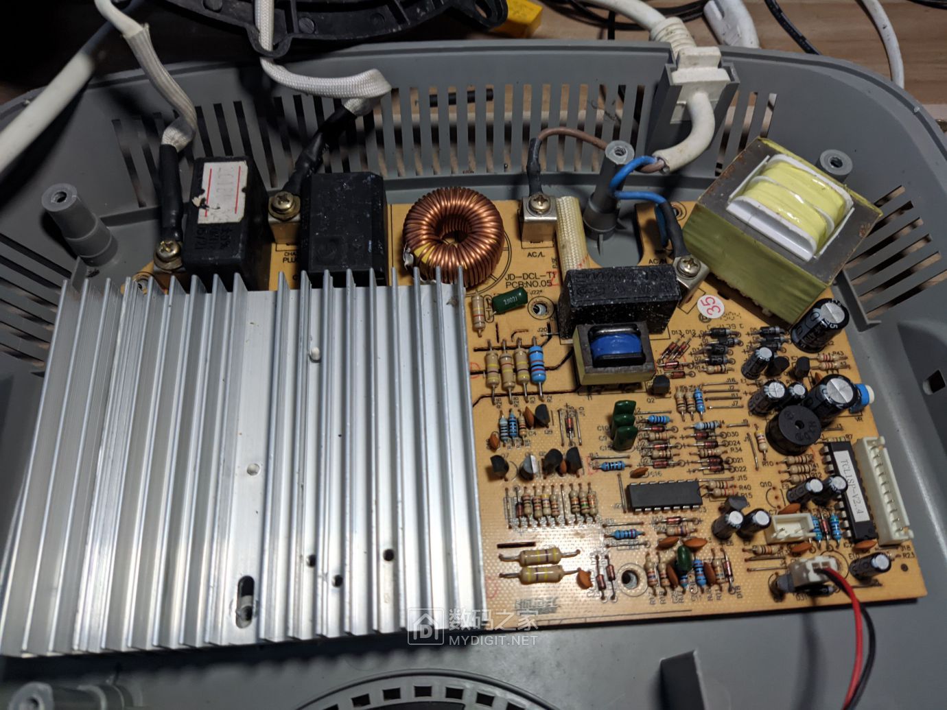 拆修20年前tcl电磁炉 记一次瞎眼的维修过程 - 拆机乐园 数码之家