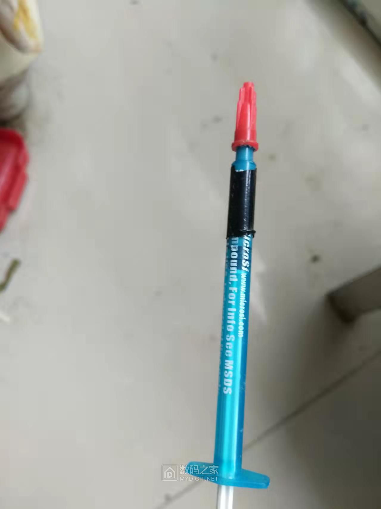 用服务器版信越的导热硅脂.jpg