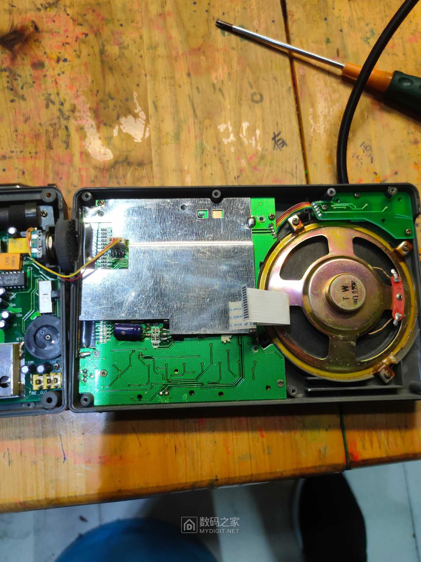 德劲DE1103二次变频收音机大拆机加保养 - 拆机乐园 数码之家