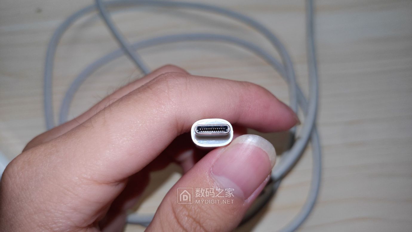 废品站淘个魔方插座 小米45w充电器 - 拆机乐园 数码之家