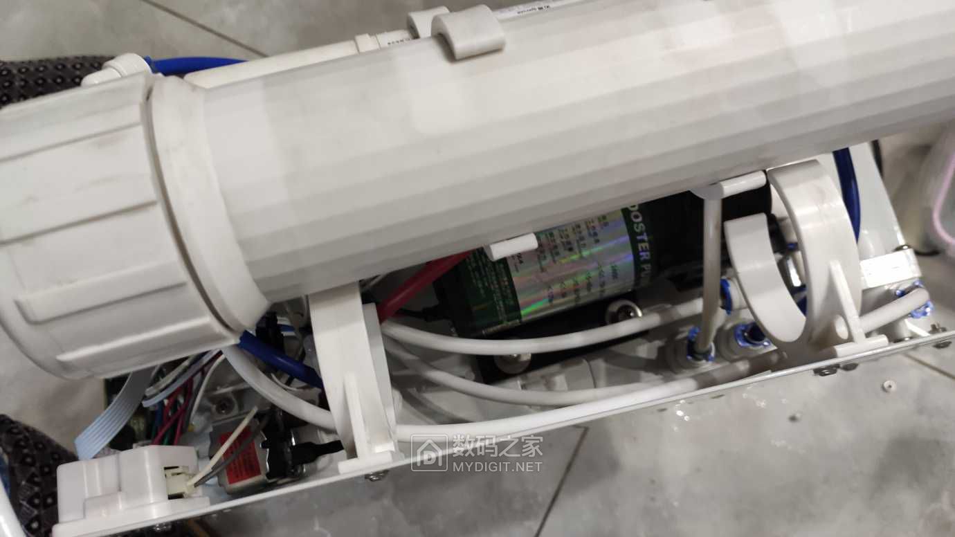 拆个沁园净水机用柏繁50g增压泵 - 拆机乐园 数码之家