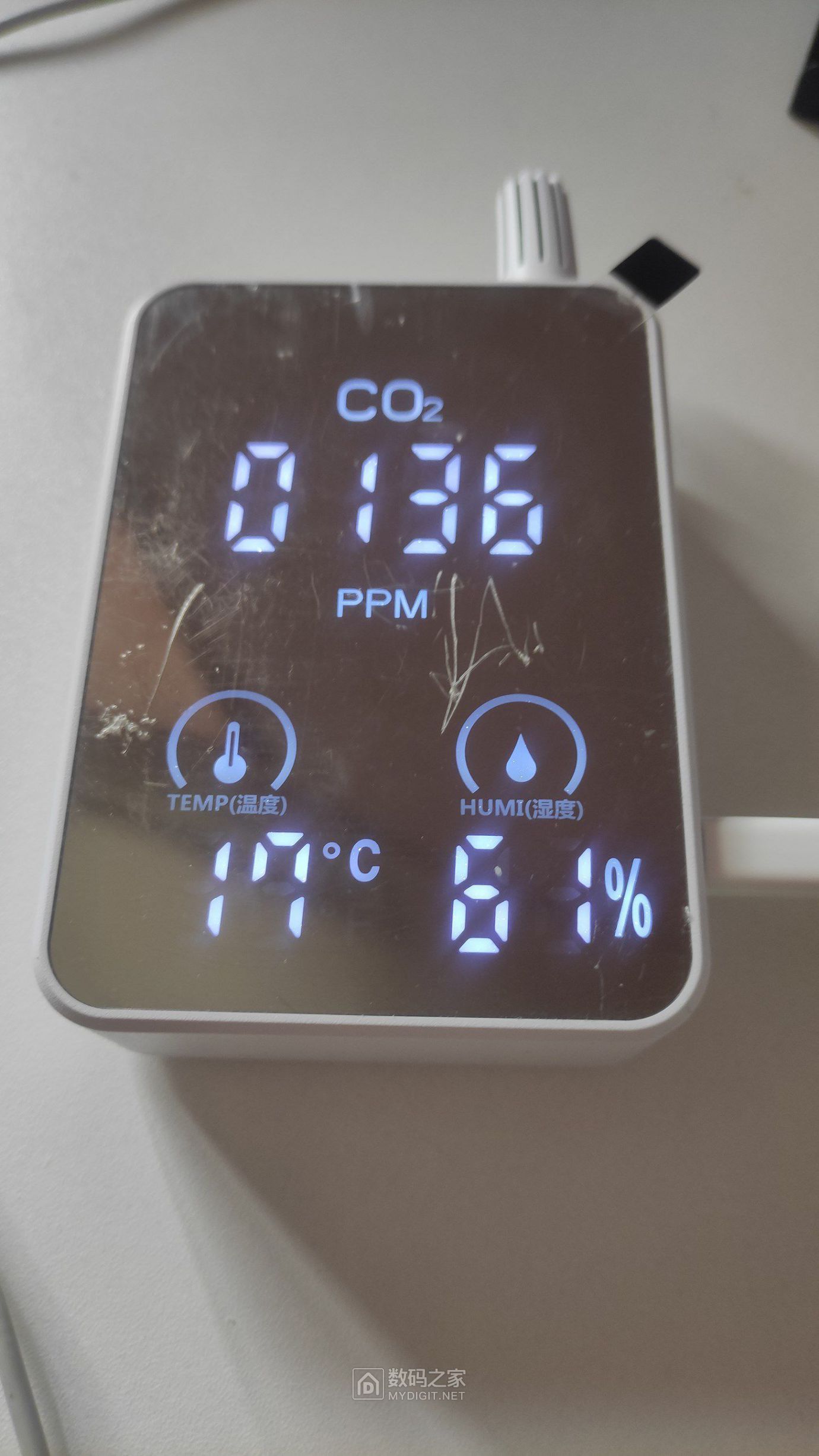 开机等待中，摄氏温度模式