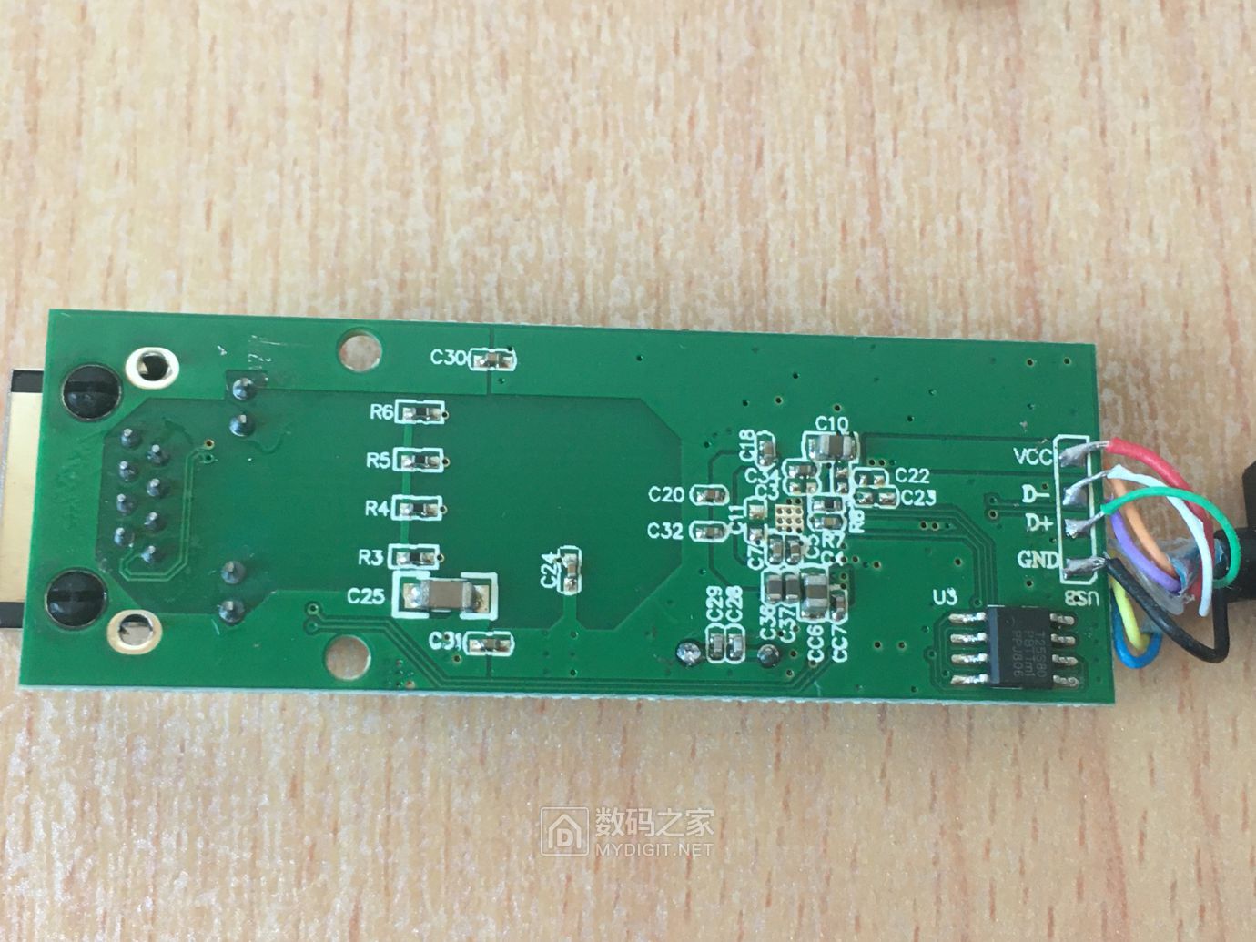 GLAABIT USB3.0千兆网卡拆解：RTL8153B芯片方案 - 拆机乐园 数码之家