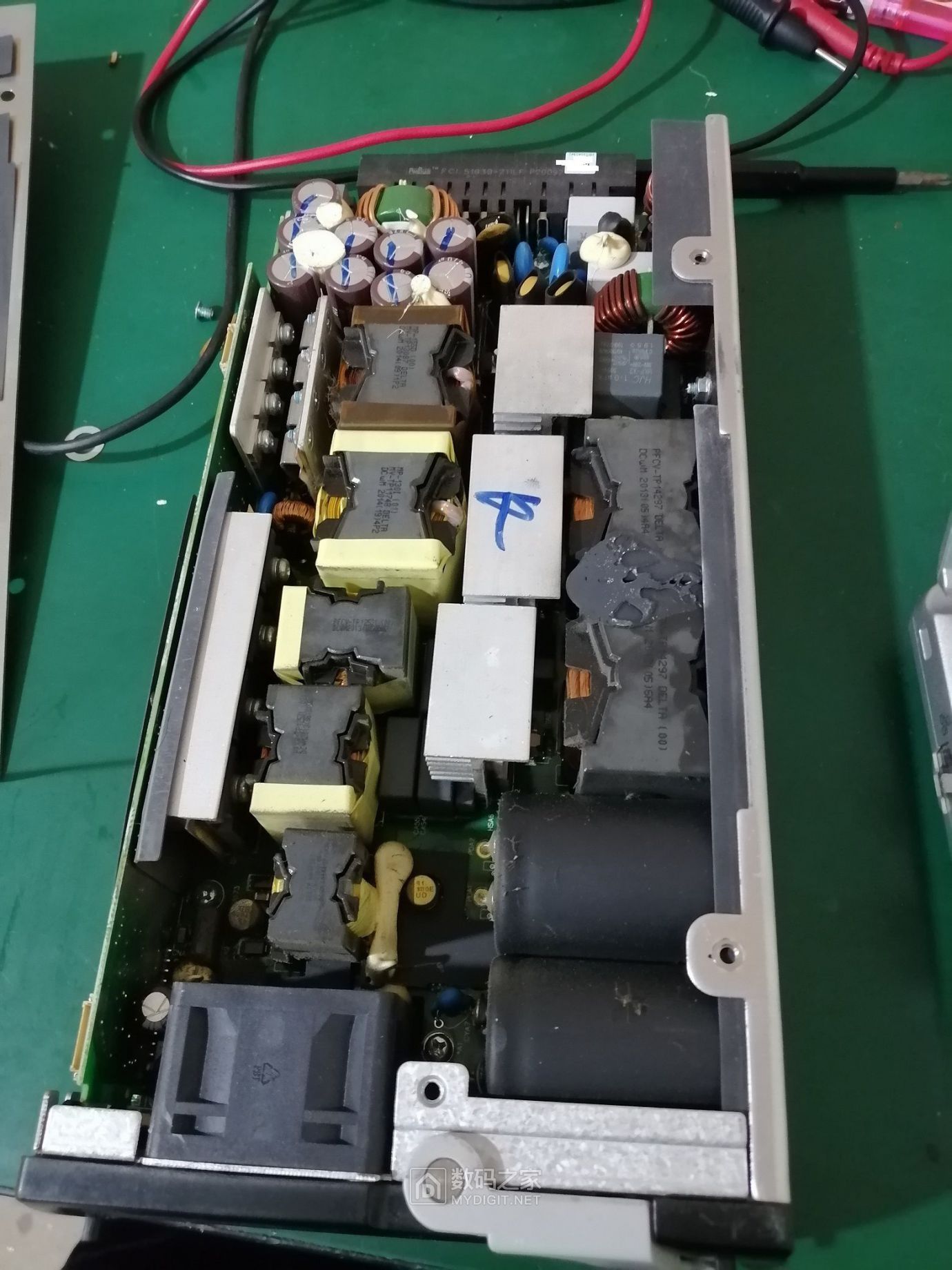台达电源ESR-48/56CN拆解附离线启动方法 - 拆机乐园 数码之家