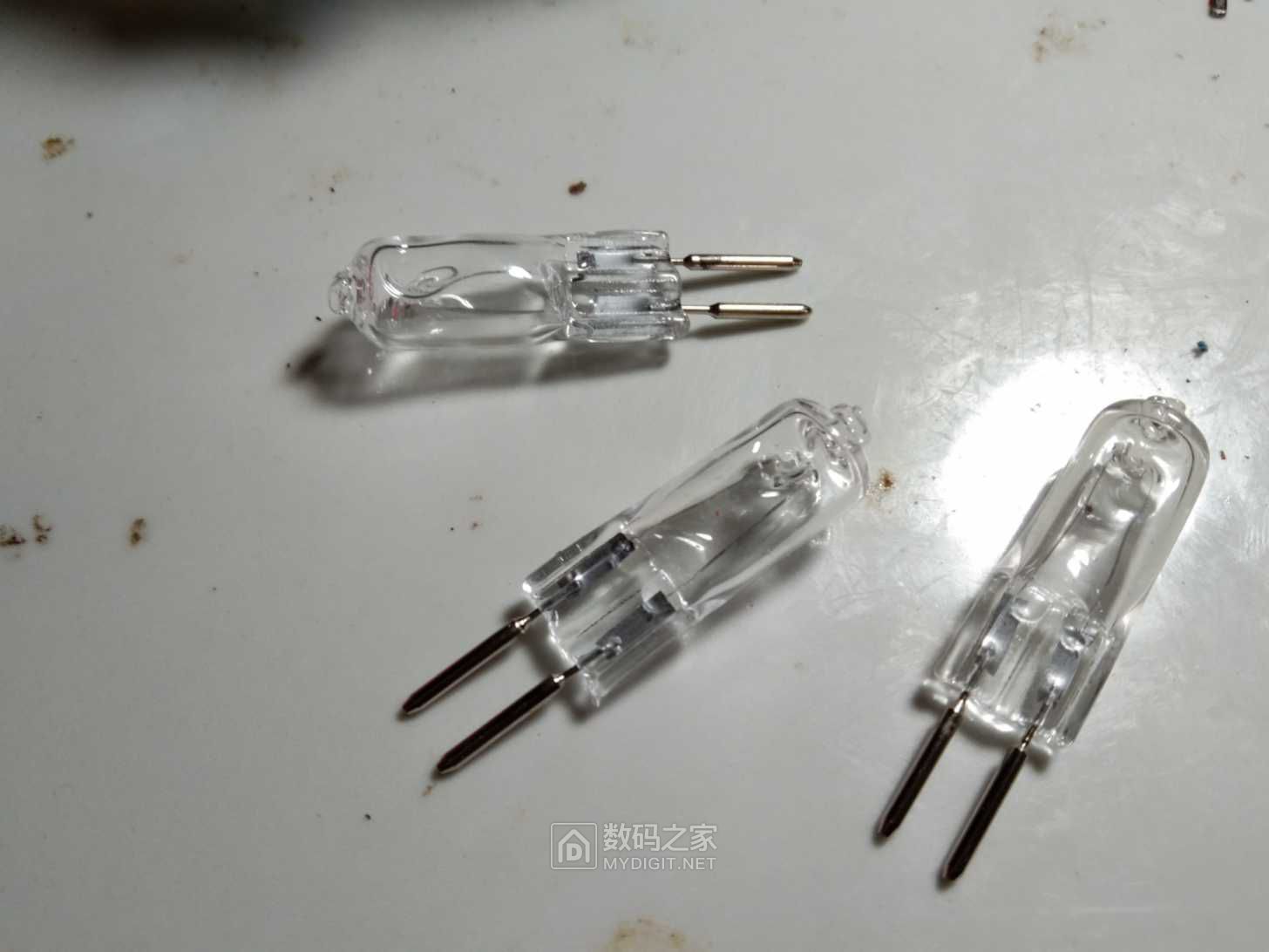 买了几个20瓦卤素灯炮,做了一个电容放电笔 - 维修达人 数码之家
