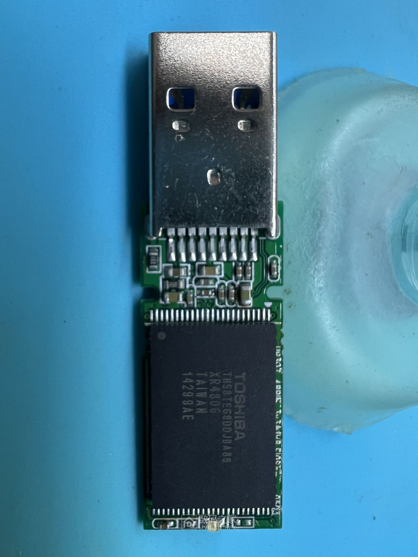 详细PK:慧荣SM3267AB AE 与 群联PS2251-07 UP307 贴 东芝TH58TEG9DDJBA89速度对比 - U盘存储技术 ...