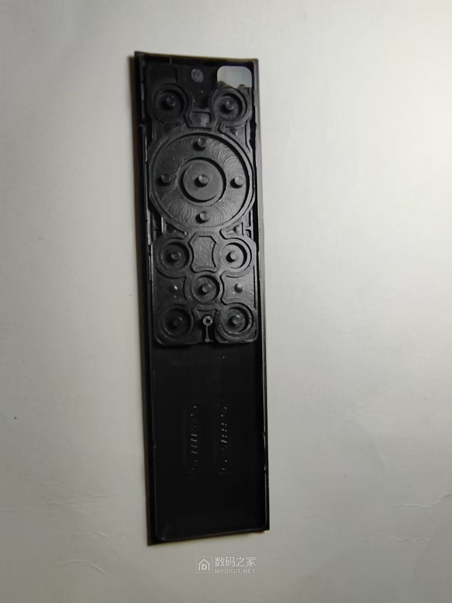 165058jvi0i8ig05y119ky.jpg