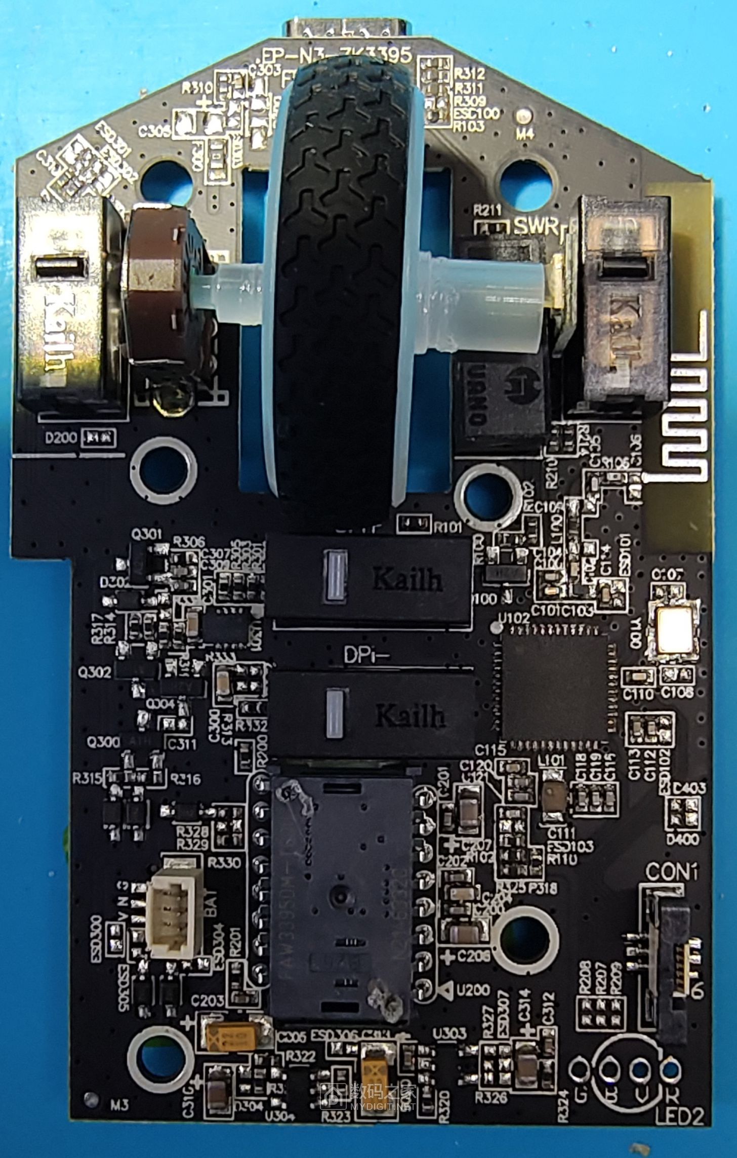 达摩鲨 N3 M3 PAW3395 TLSR8273 评测拆机升级续航2000毫安 - 创意DIY 数码之家