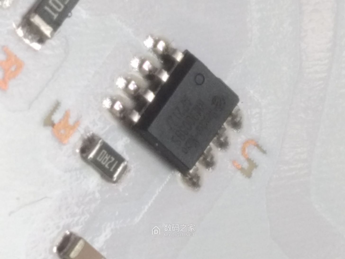 1.8包邮的RM9003BS方案12W LED改亮度 - 拆机乐园 数码之家