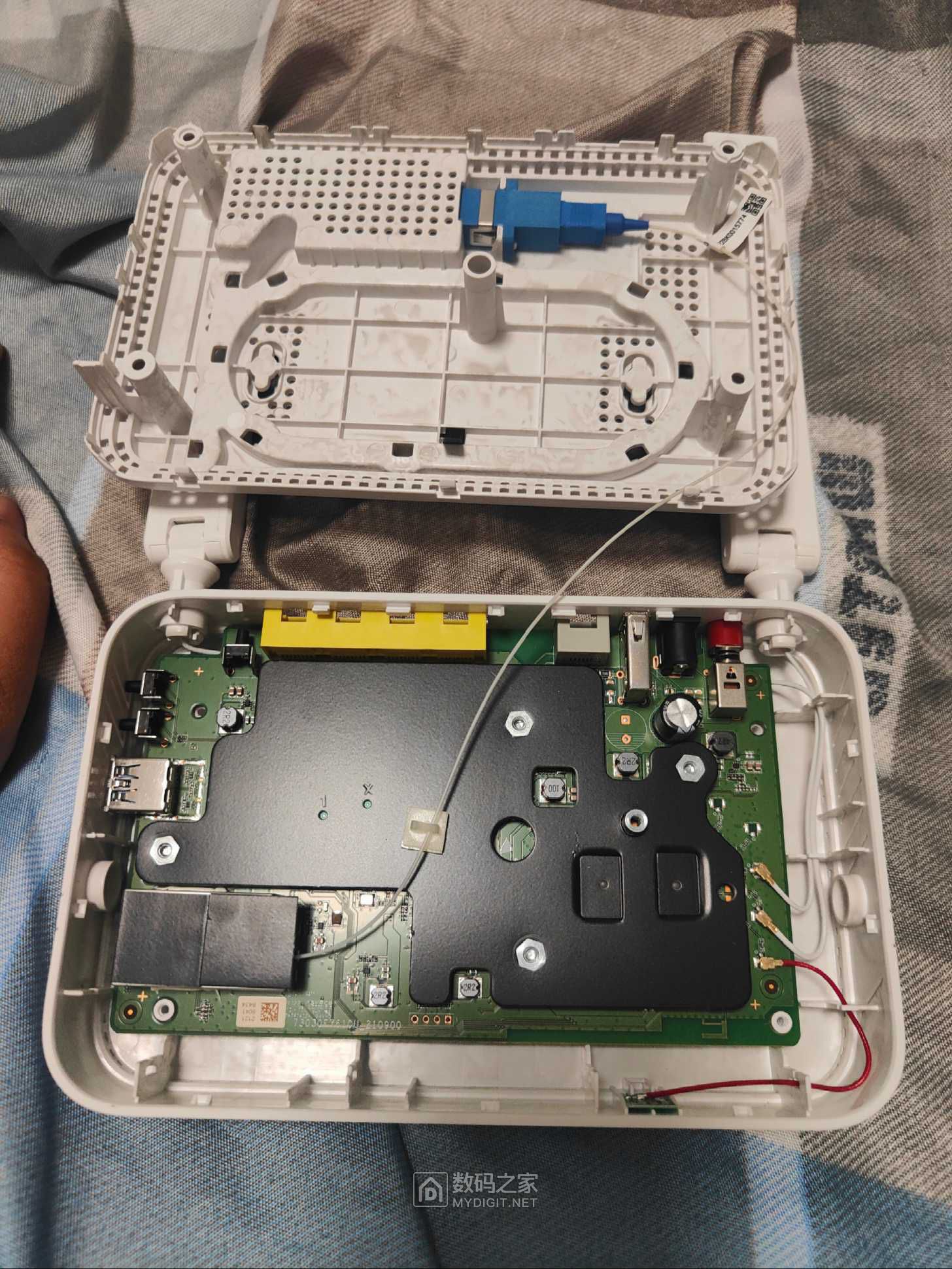 中兴f7610m xgpon光猫拆机 - 拆机乐园 数码之家