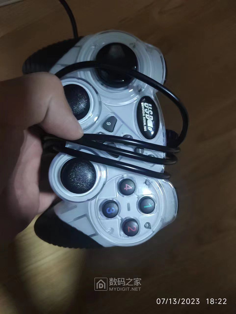 880482871.jpg