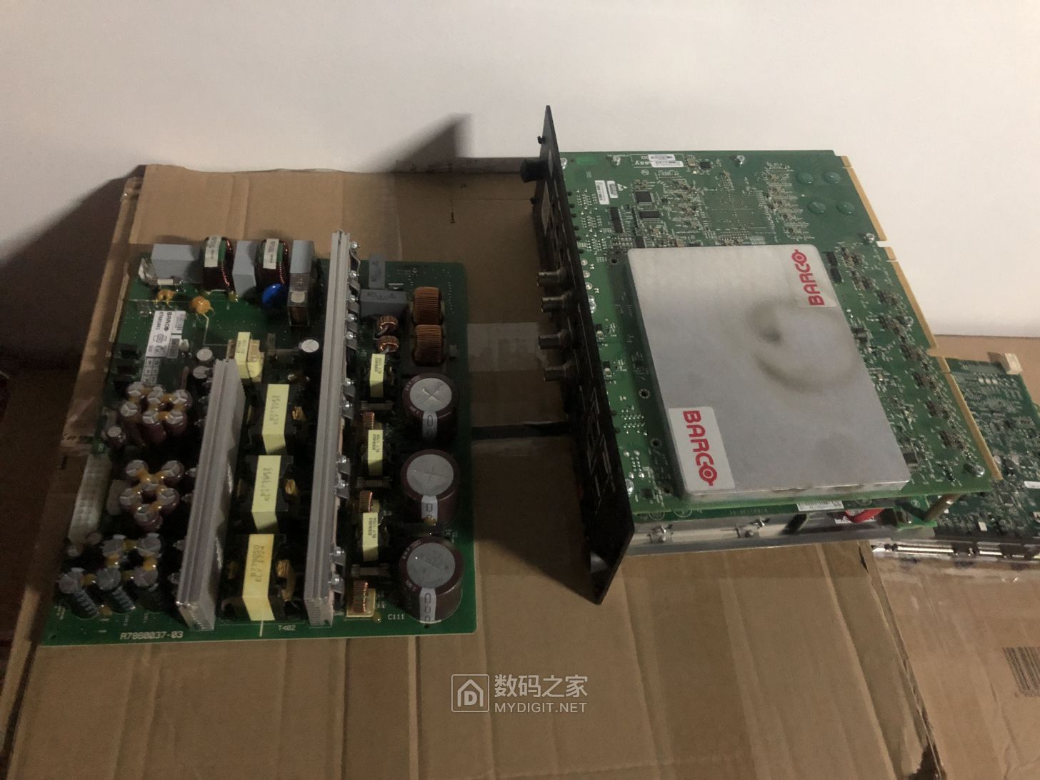 巴可DP2K-10S激光放映机巡检（光路清理） - 拆机乐园 数码之家