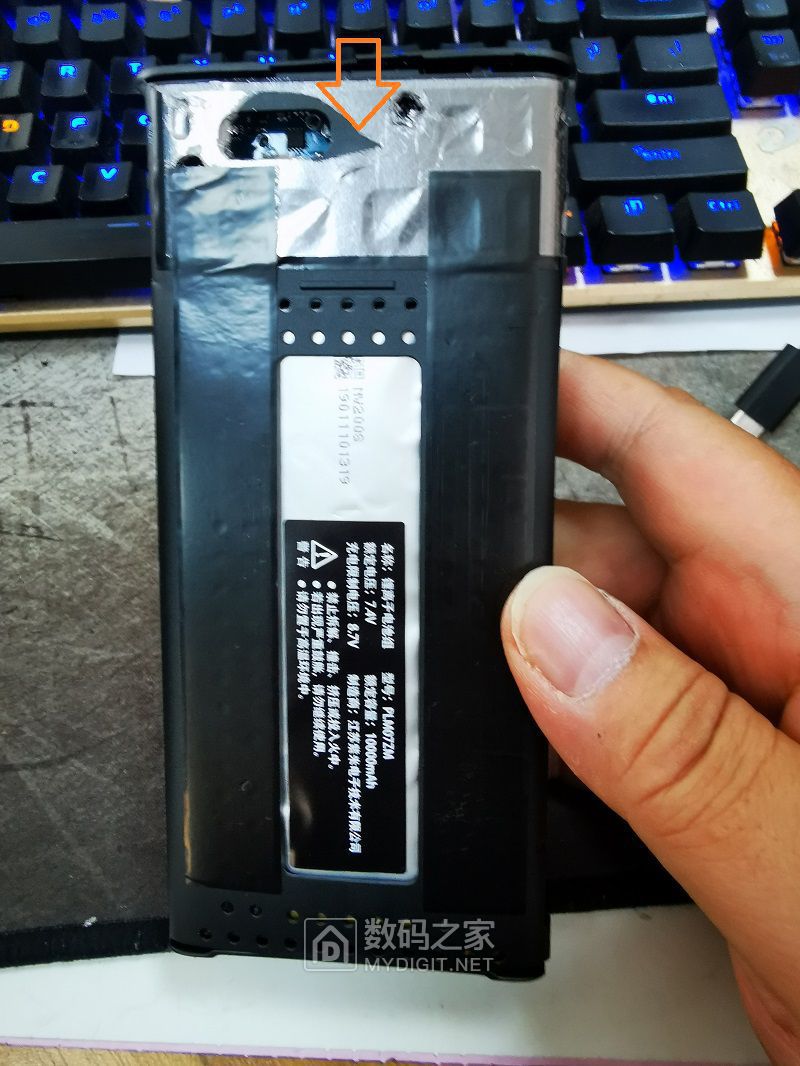 104524rnnfoznsntuuffcu.jpg