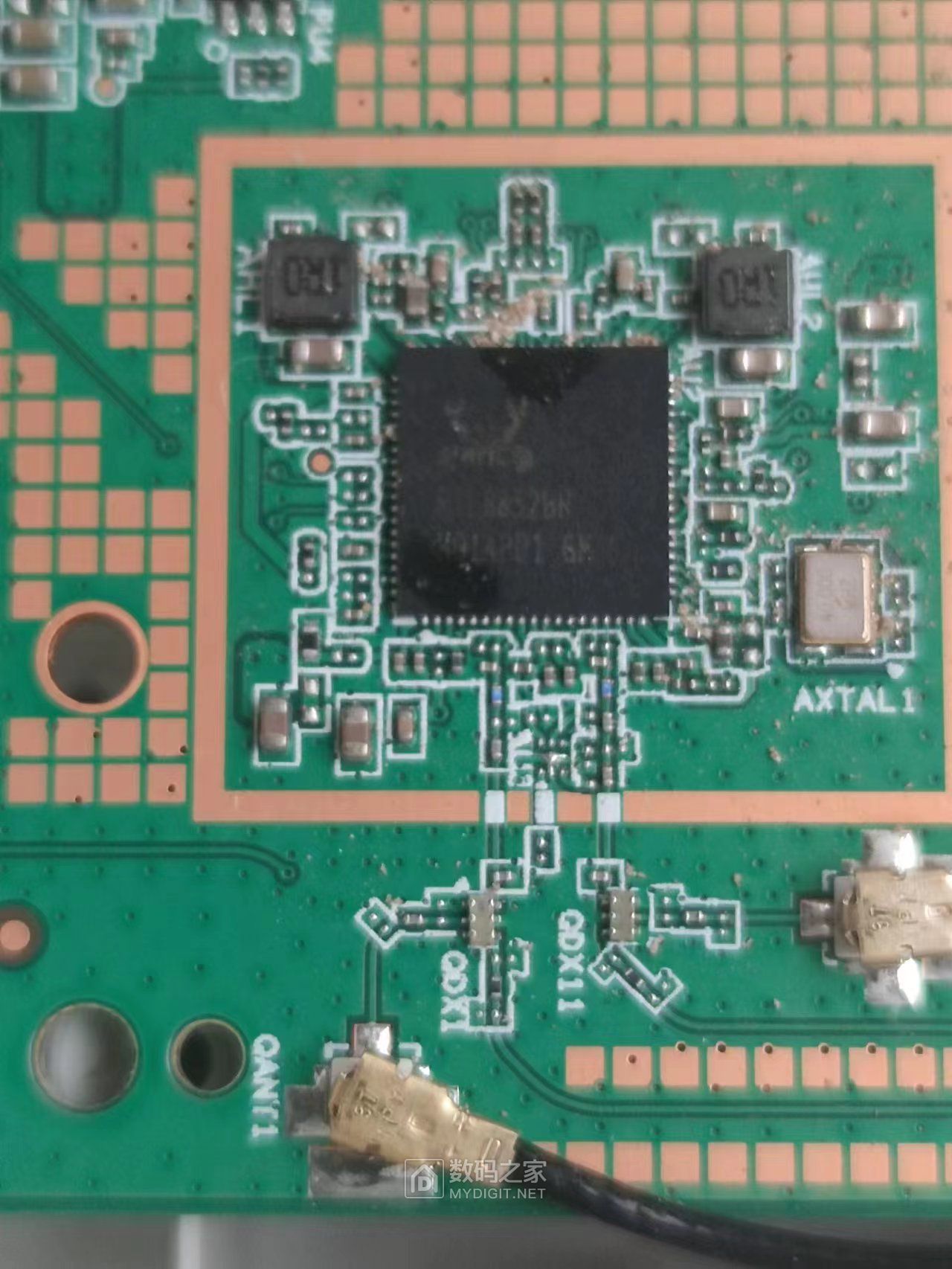 移动版WiFi6吉比特光猫PT939G首拆 - 拆机乐园 数码之家