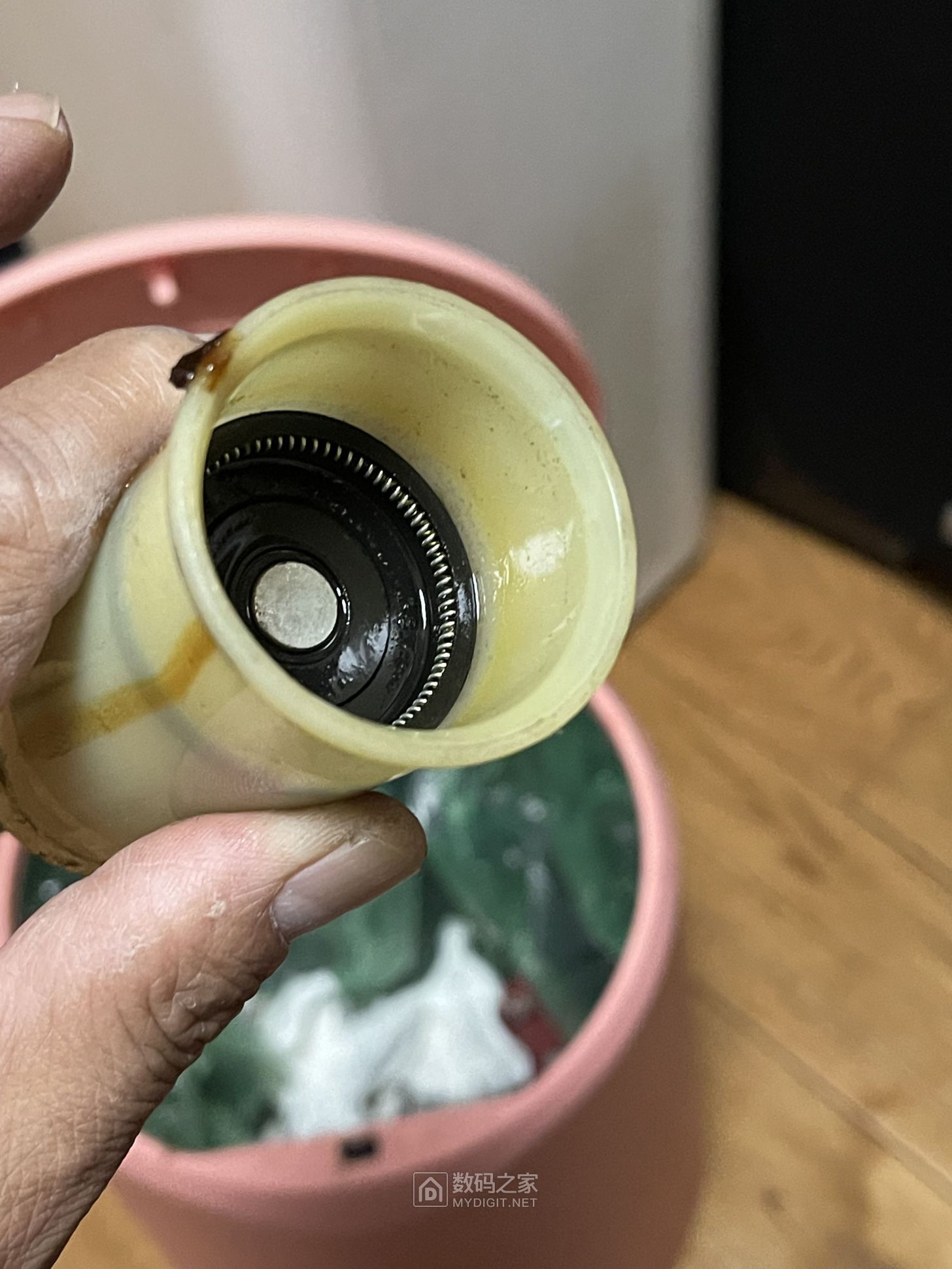 抱死的橡胶件