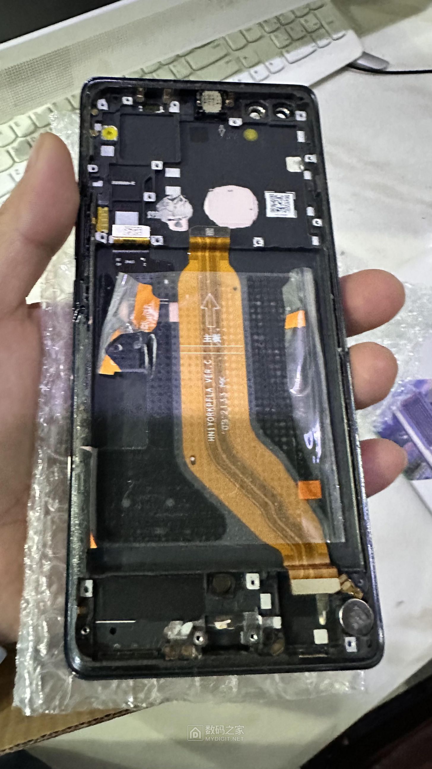 105224z7bma2nxhou5i0lo.jpg