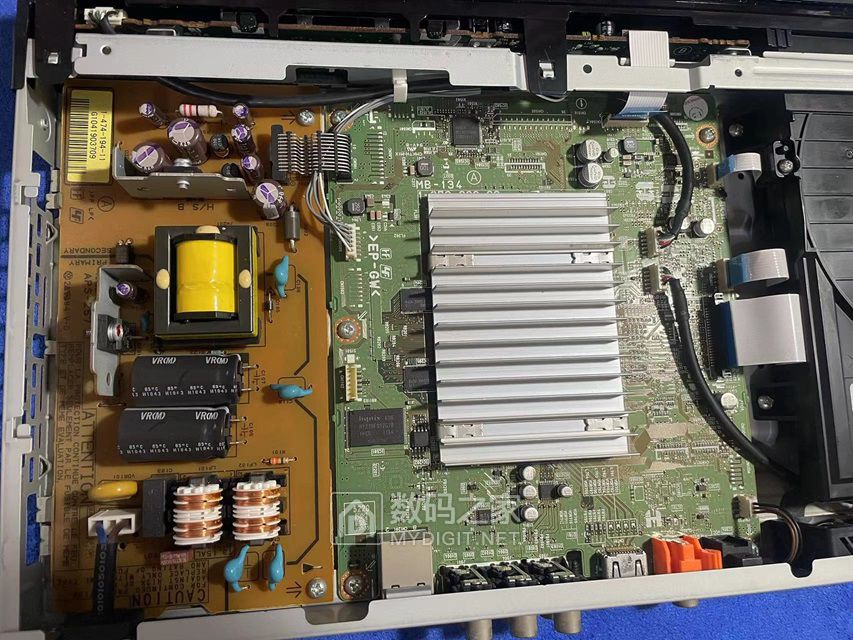 索尼BDP-S470 拆机更换光头 - 拆机乐园 数码之家