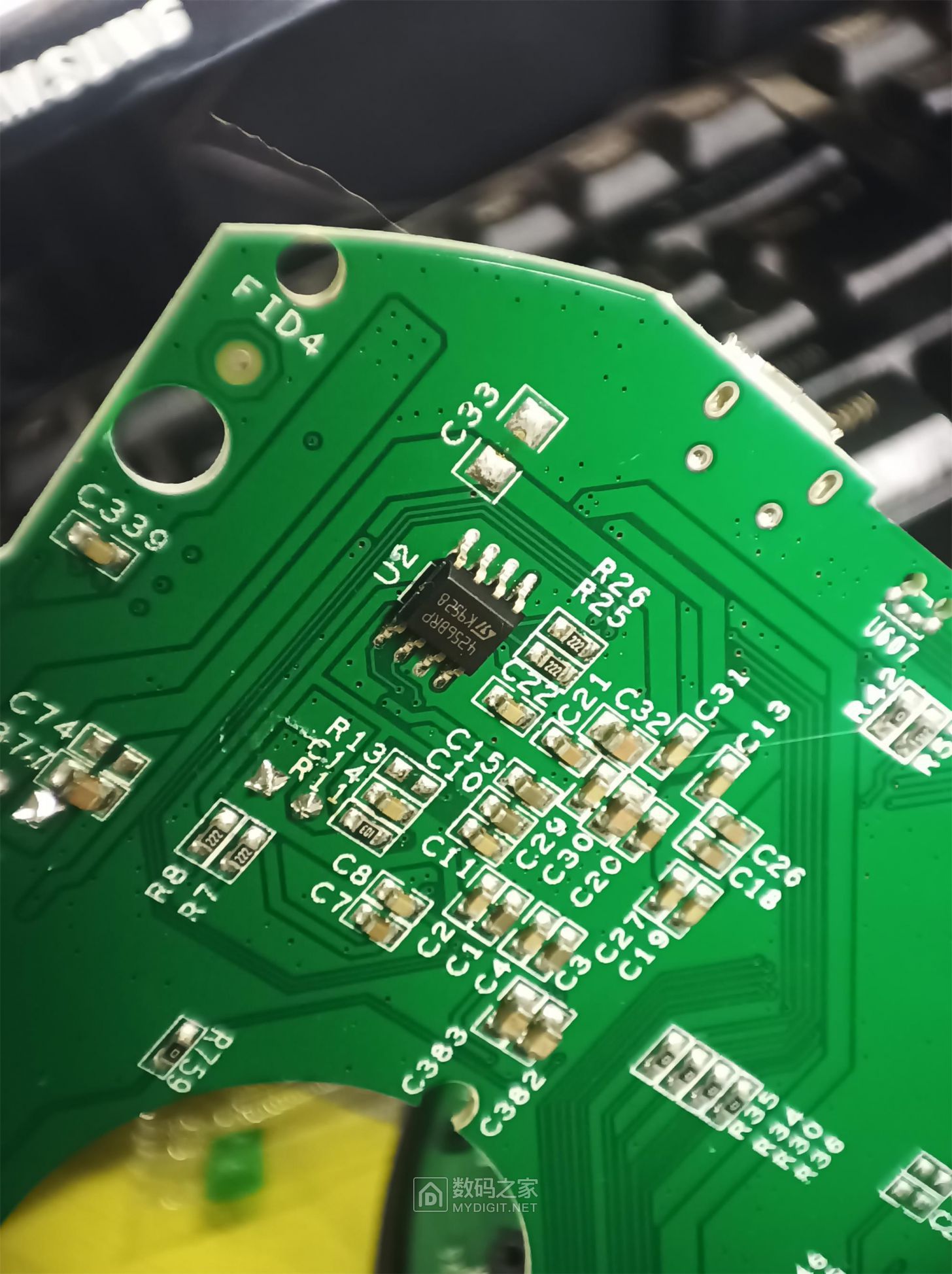 拆个仓库捡的全向麦克风，话说，这玩意还能用不，没有就丢了 - 拆机乐园 数码之家