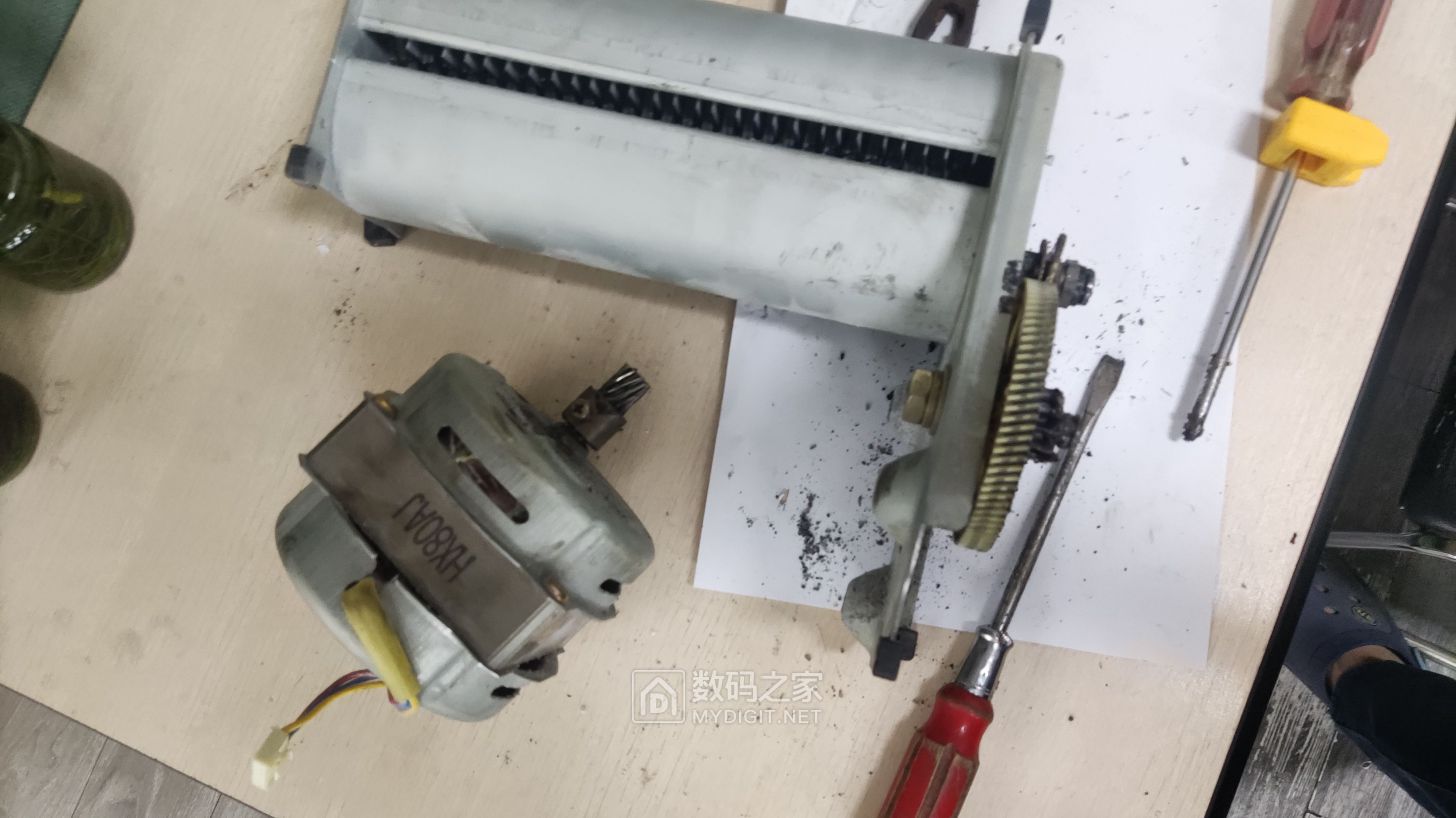 电机拿出来单独测试是可以转动的