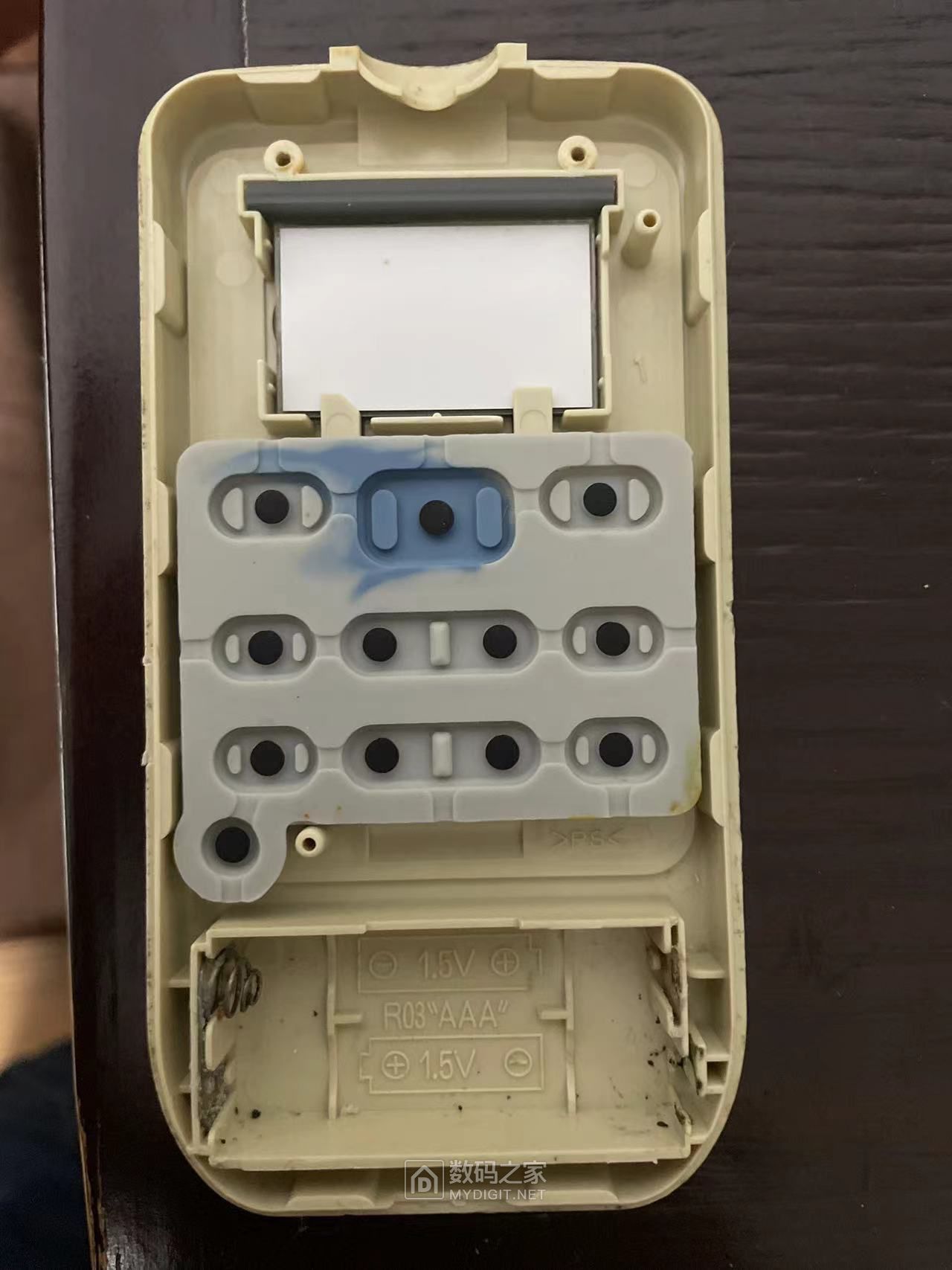遥控器内部按键