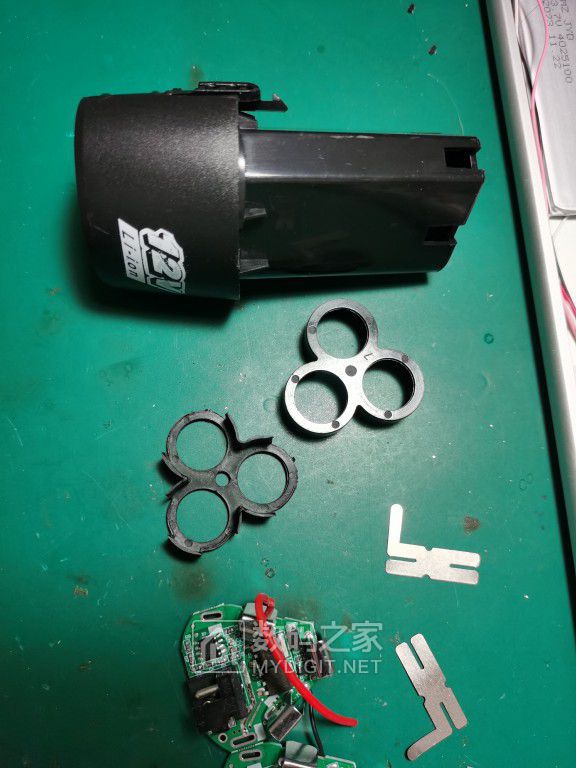格式工厂12V锂电组071.jpg