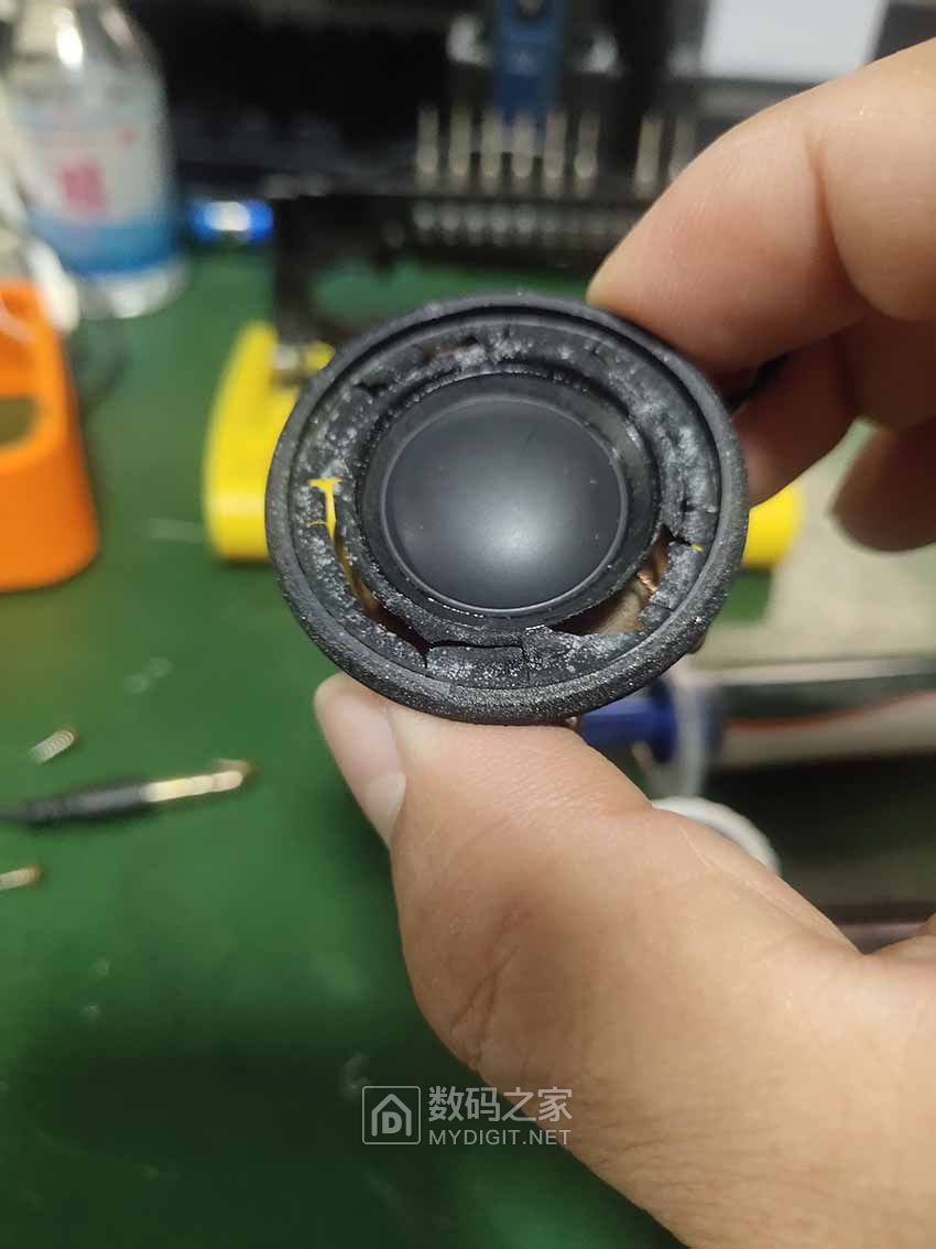 喇叭正面.jpg