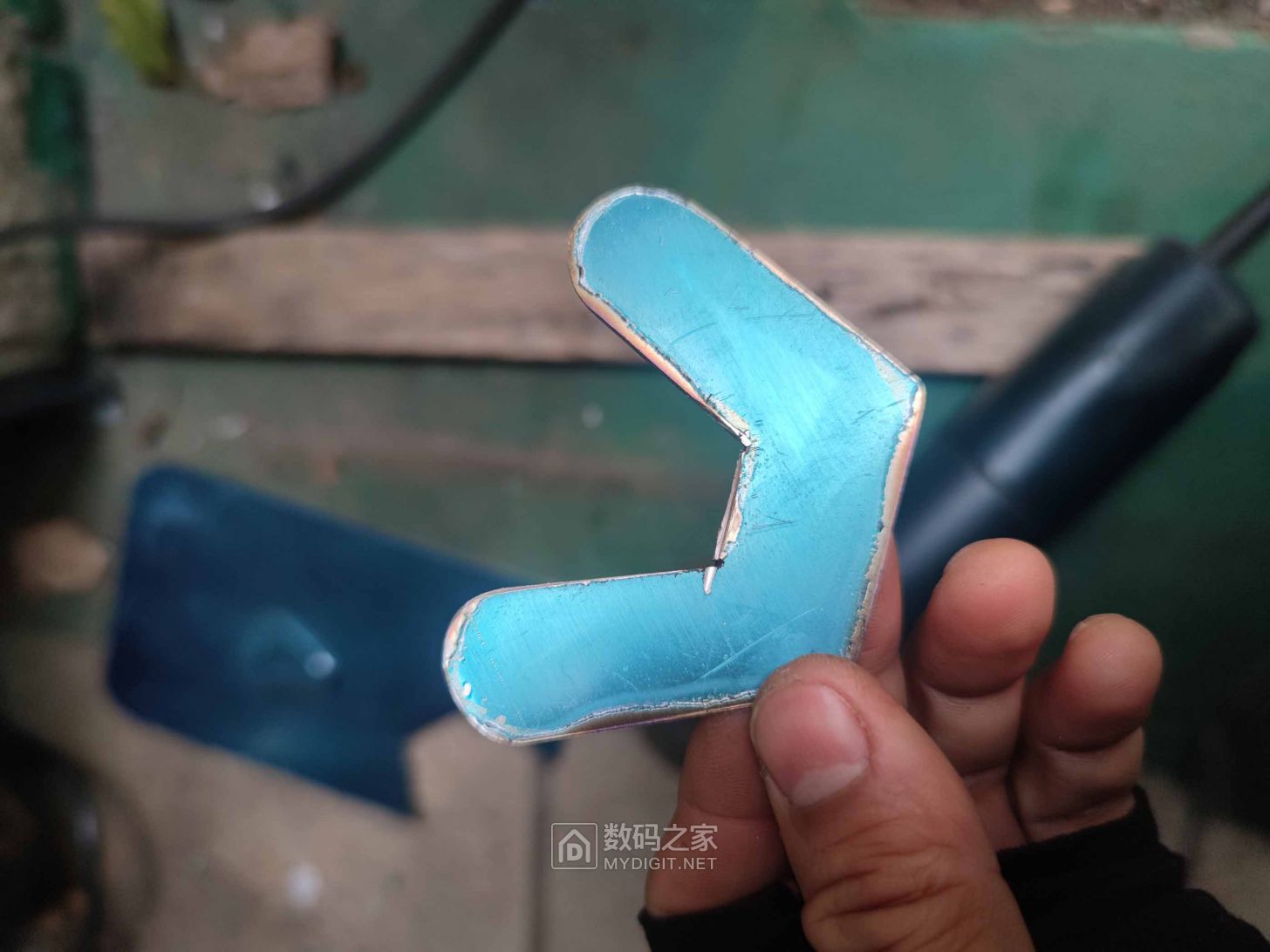 切出来有点耳朵的样子