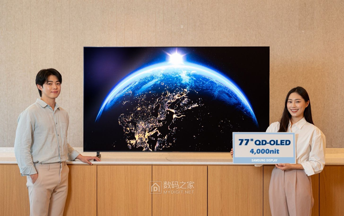 csm_Samsung_4000-nits-TV_c8ea20b35f.jpg