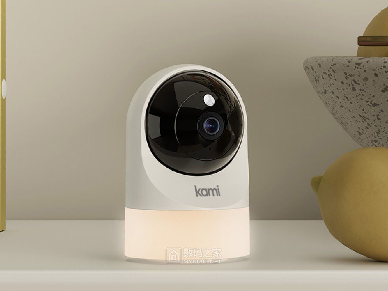 Kami-Fall-Detect-Camera-helps-seniors-age-in-place.jpg