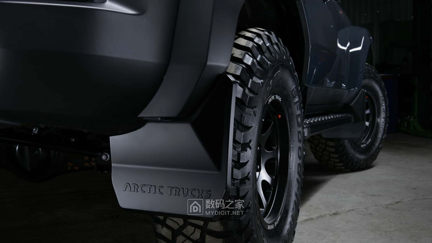 arctic-trucks-land-cruiser-250-prado-at37 (1).jpg
