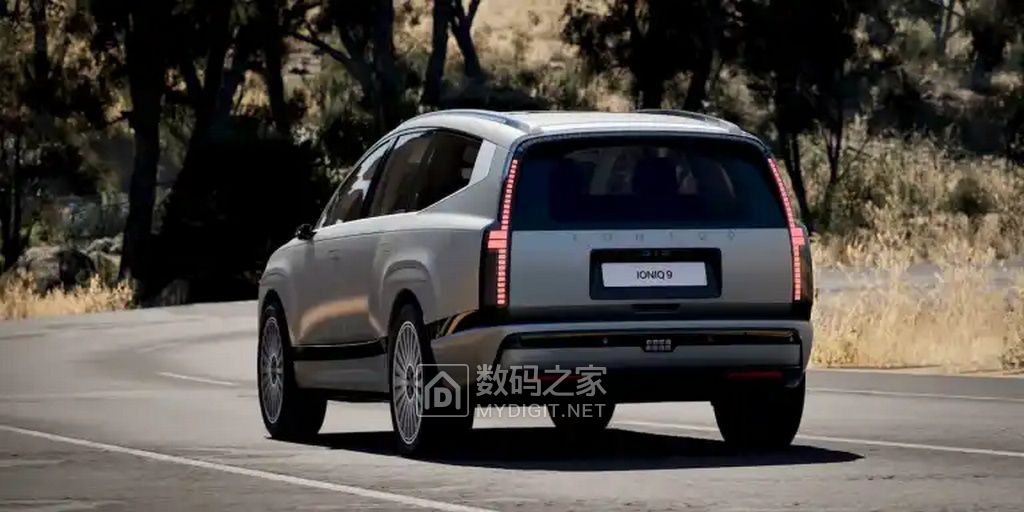 Hyundais-new-IONIQ-9.jpg