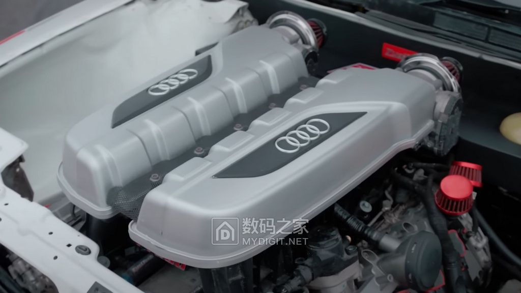 Audi-S2-V10-22.jpg