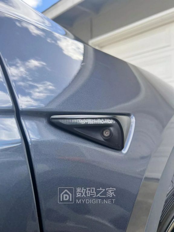 horror-story-used-tesla-purchase-v0-htwq7qggffie1.jpg