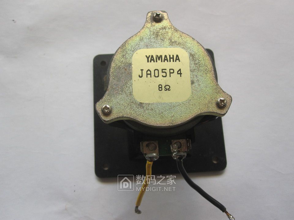 YAMAHA JA05P4 8Ω