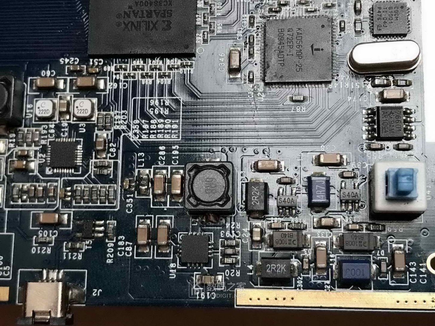电脑供电，左上角的大电感是5V，中间的大电感是1.8V，右下角是-1.36V和-5V，左边32脚TPS65051是DCDC电路3.3 ...