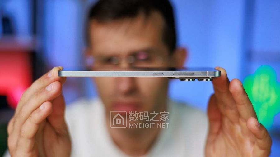 Samsung-Galaxy-S25-Edge-Review-Slim-body-slim-battery.jpg