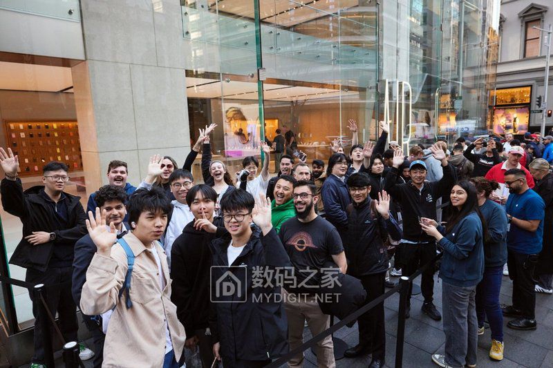 65168-136137-888-Sydney-exterior-xl.jpg