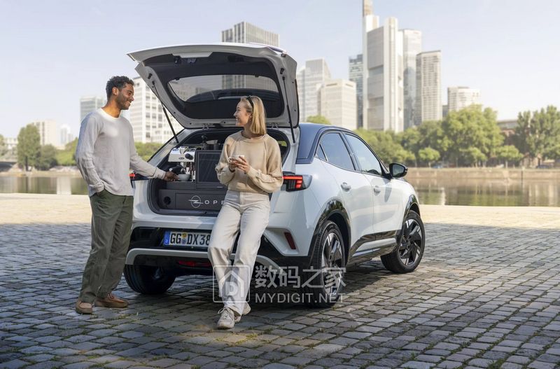 Opel-Mokka-Electric-Coffee-6.JPG