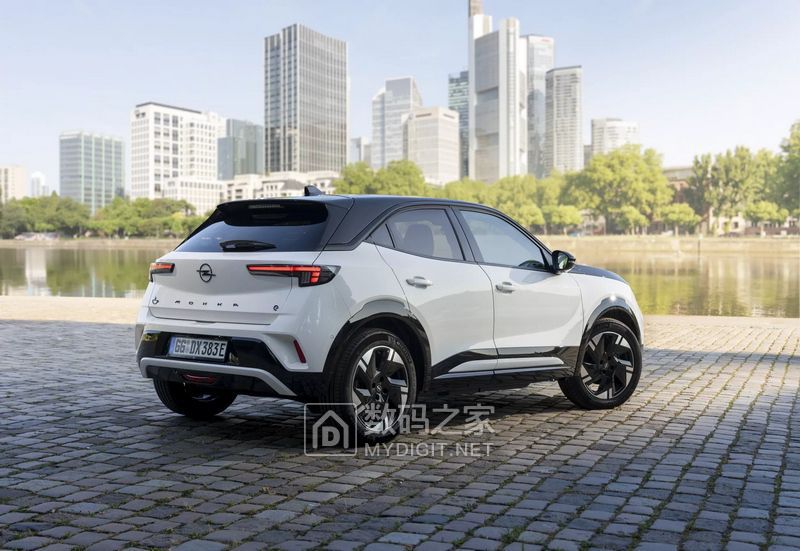 Opel-Mokka-Electric-Coffee-1.JPG