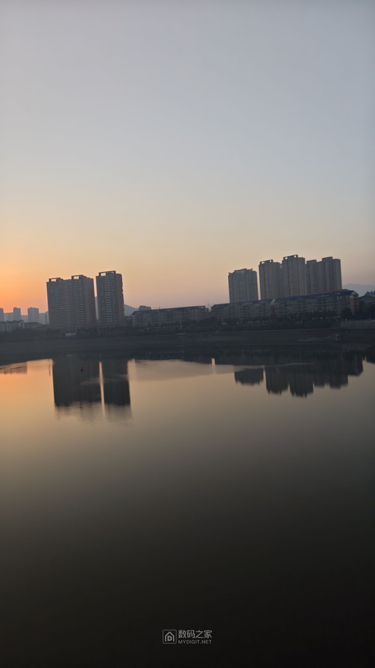 微信图片_20251118082158_133_399.jpg