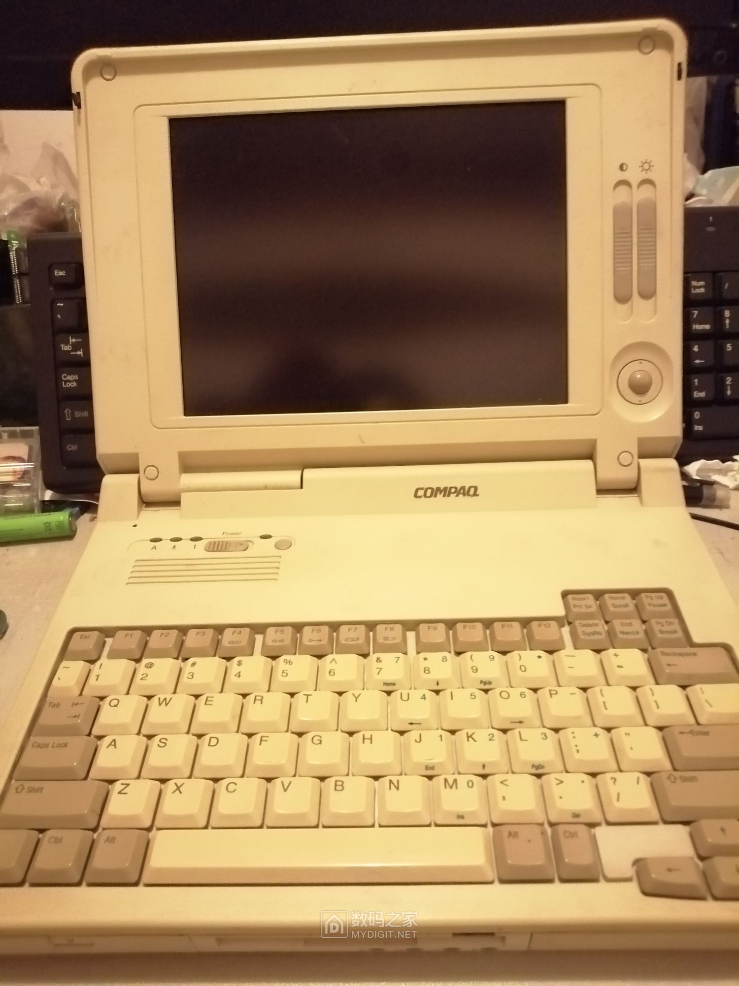 Compaq LTE Elite 4/40C