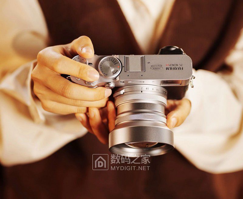 csm_Fujifilm_X100_XI_Viltrox.jpg_7622f4e47f.jpg