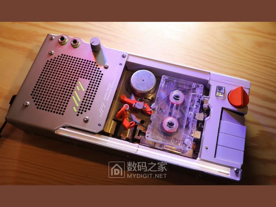 Analog-Bluetooth-Cassette-Tape-Music-Player.jpg