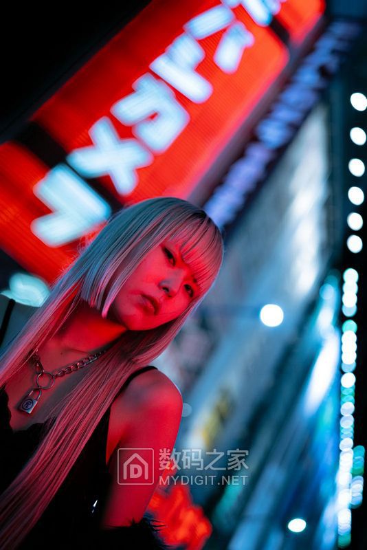 Otus-ML-1.4_35_Ilan-Derech_Tokyo_16_1-1.jpg