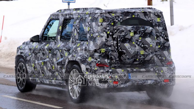 Mercedes-Baby-G-2.jpg